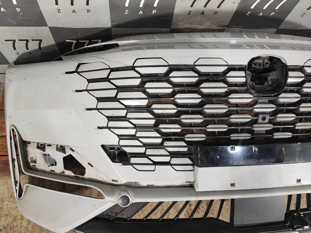 Бампер передний в сборе Changan UNI-K 20-нв Б/У Оригинал CD569F2713011400AA