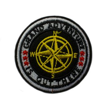 Нашивка на рюкзак и на одежду. Компас