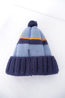 Шапка теплая на полгода