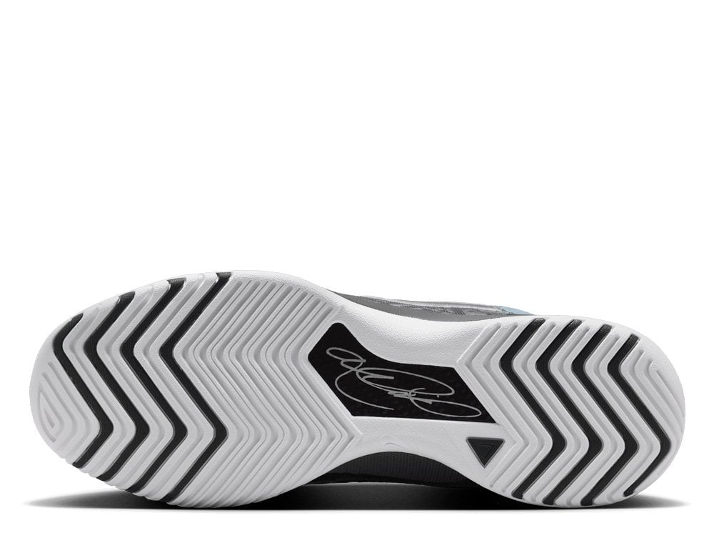 Баскетбольные кроссовки Nike LeBron NXXT Genisus