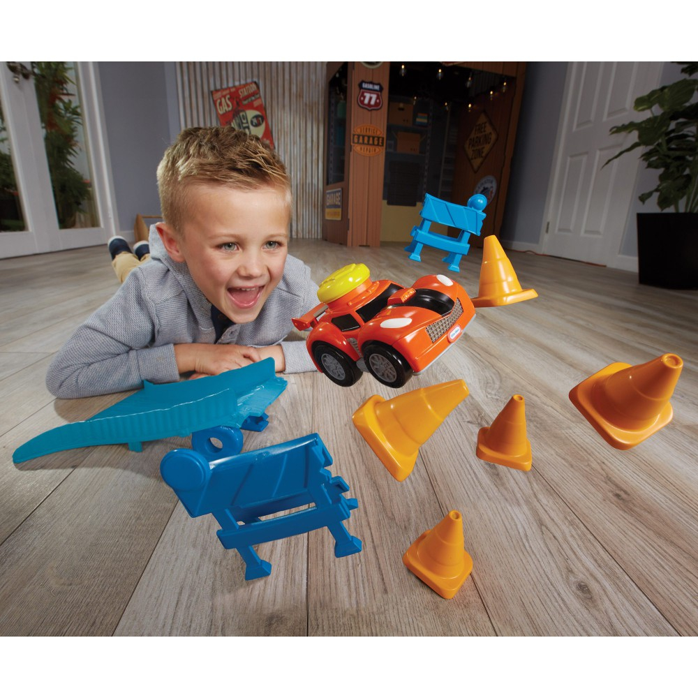 Little Tikes - Slammin' Racers Набор каскадеров + машинка Гоночная 646973