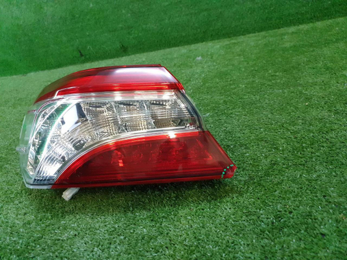 Фонарь левый внешний Toyota Camry XV70 (17-нв) LED