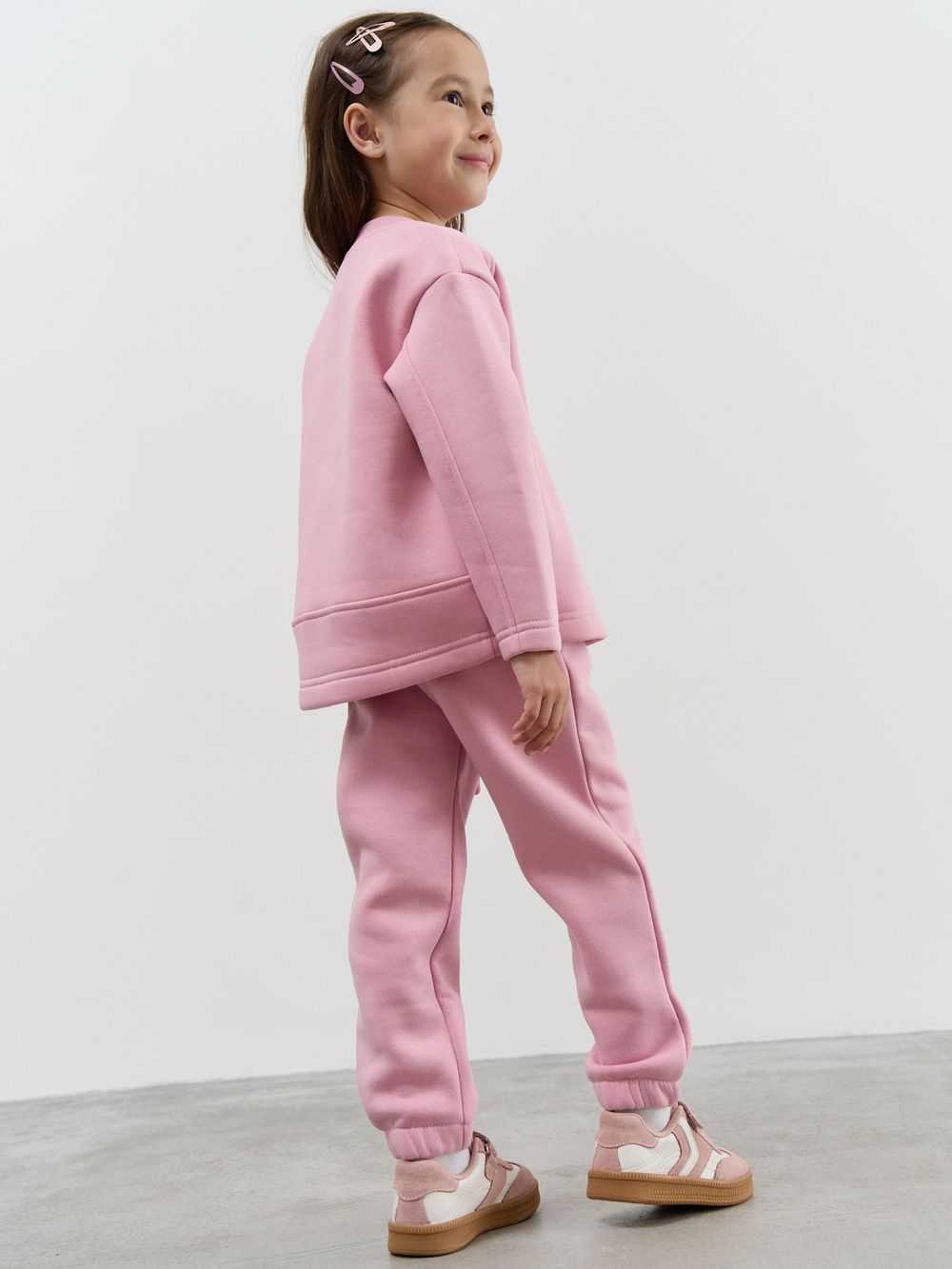 Джоггеры "Пудра" с карманами утепленные