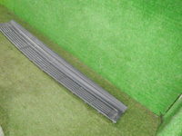 Накладка заднего бампера Toyota Land Cruiser 200 (2007-2021)