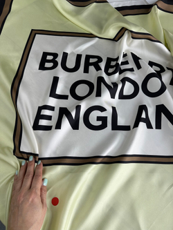 Шёлковый платок Burberry, 90х90см, лимонный/коричневый, 2сорт, не подшитый