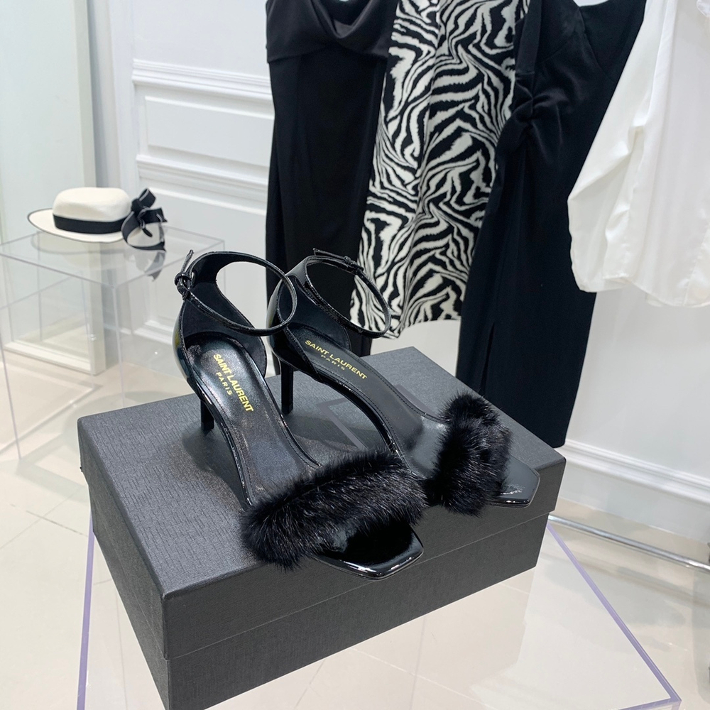 Saint Laurent Pumps