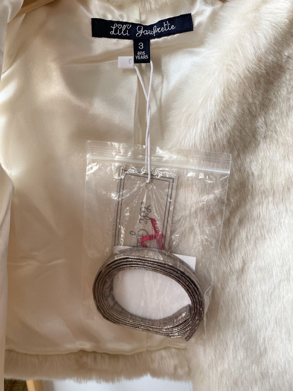 Новый меховой жилет Lili Gaufrette, 98