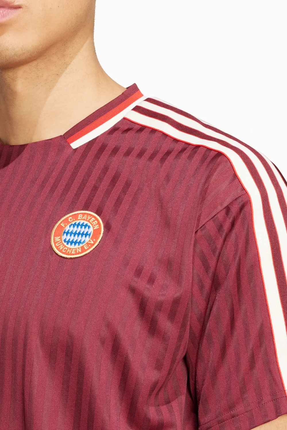 Футболка adidas FC Bayern Terrace Icons - бордовый