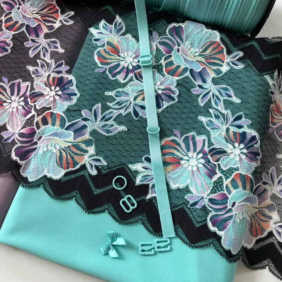 Кружево эластичное черное/цветы 22 см, Китай