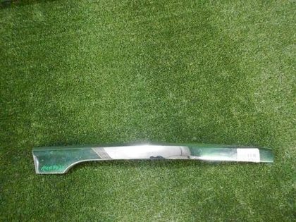 Молдинг заднего бампера левый VW Touareg 2 NF (2014-2018)