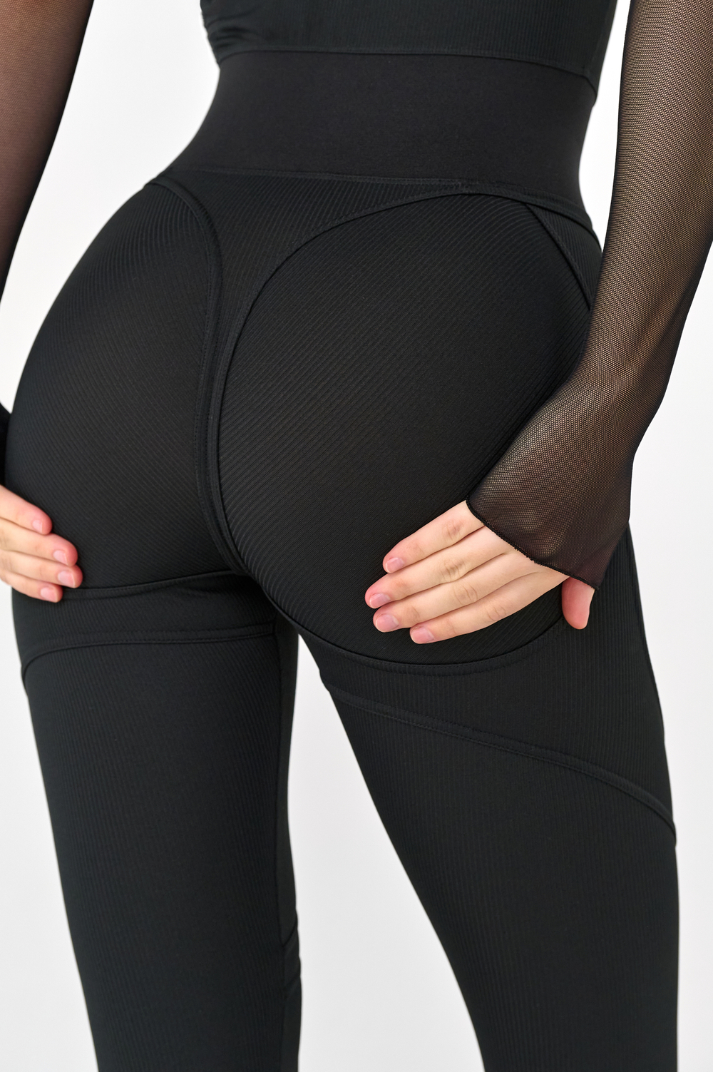 Комбинезон с поддержкой 10 см легинсами и длинными рукавами из сетки