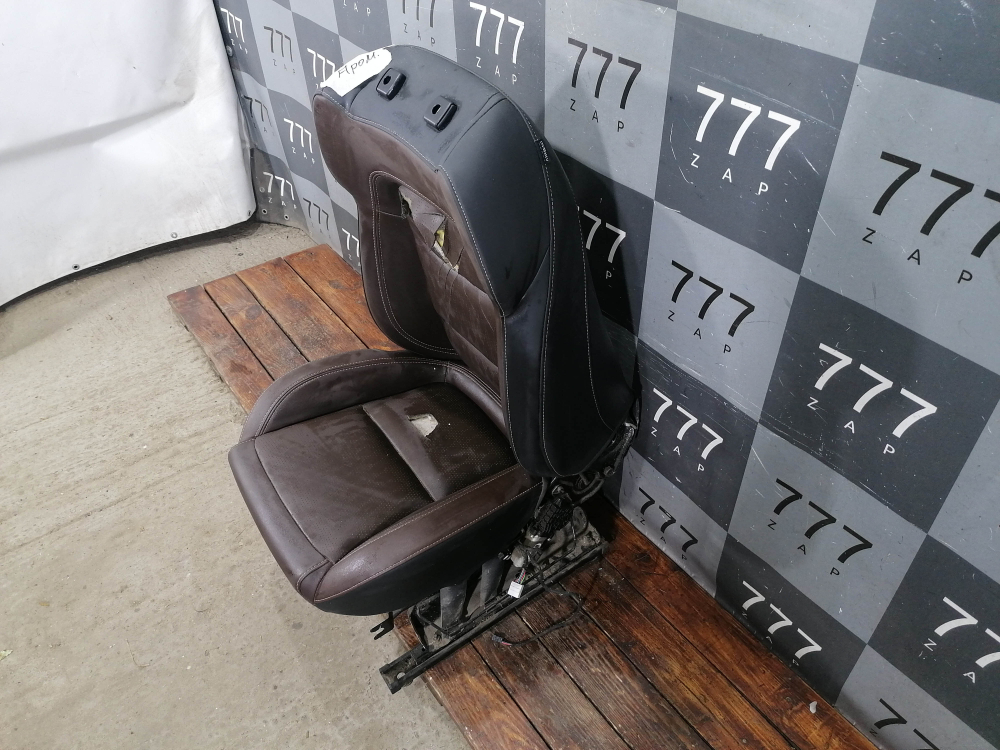 Сиденье переднее левое (водительское) Chery Tiggo 8 Pro  Б/У Оригинал 402002146AAABN