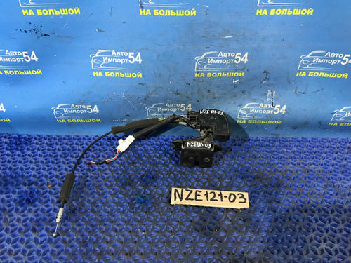 Замок багажника TOYOTA FIELDER 2002