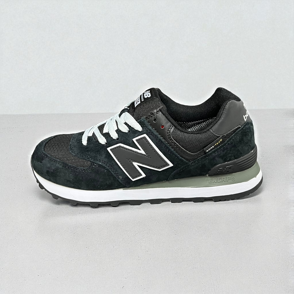 New Balance 574 Winter • Black