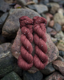 Носочный твид "Вишневая косточка"