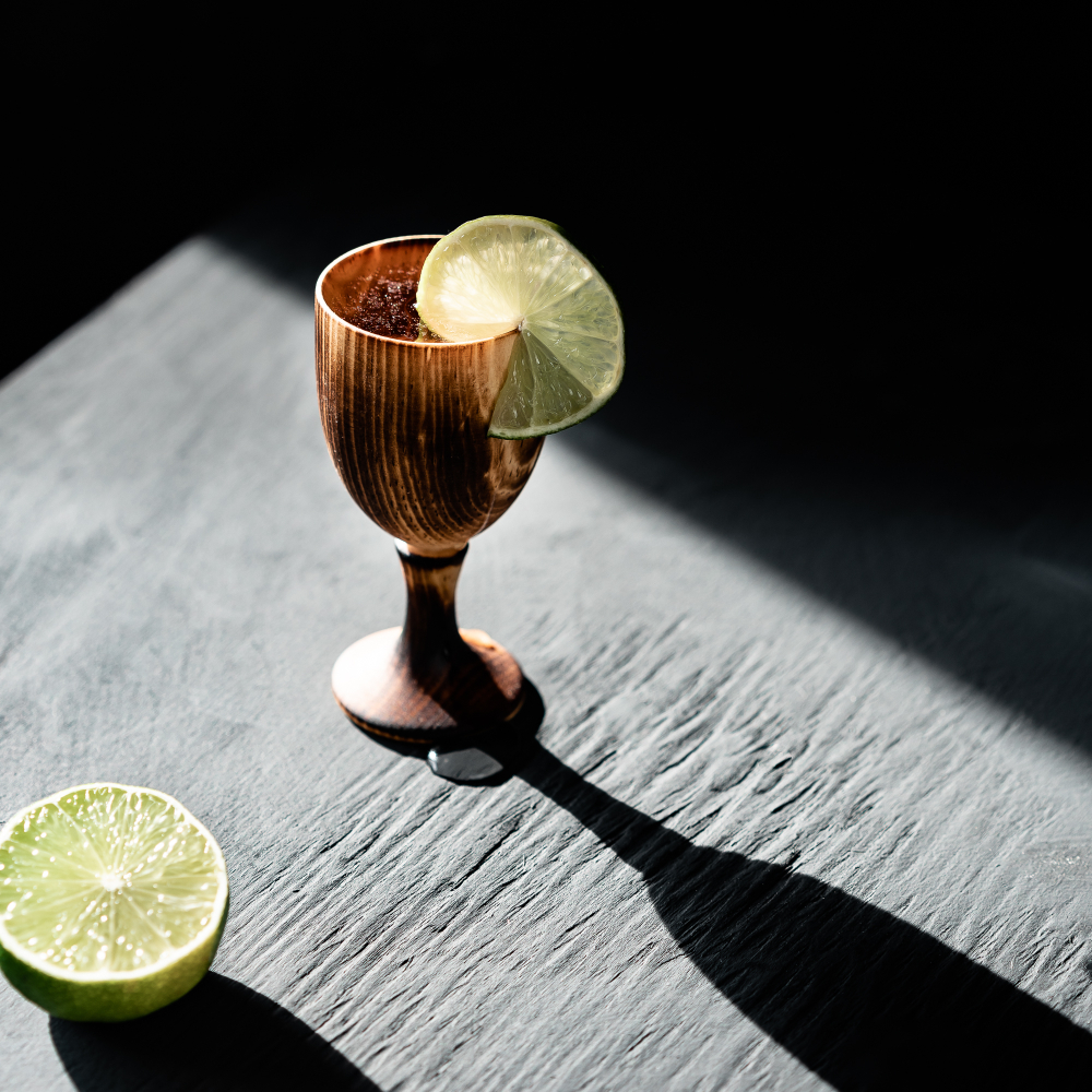 Деревянная рюмка (стопка) на ножке из дерева сибирский кедр R39