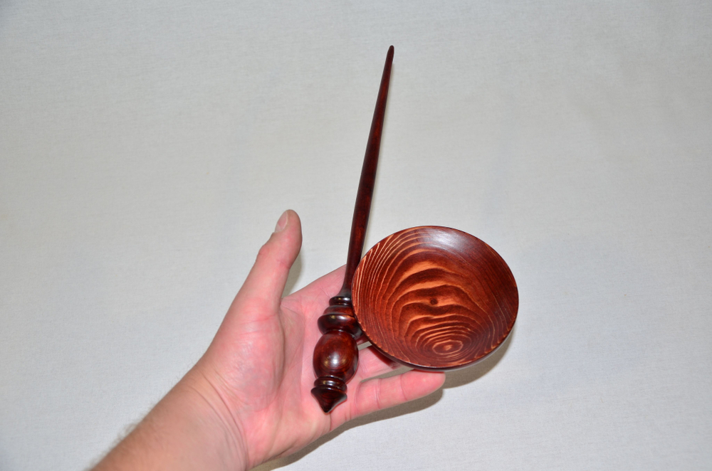 Большое опорное веретено для прядения с подставкой из древесины сосна 290 мм. Art of Siberia. B11