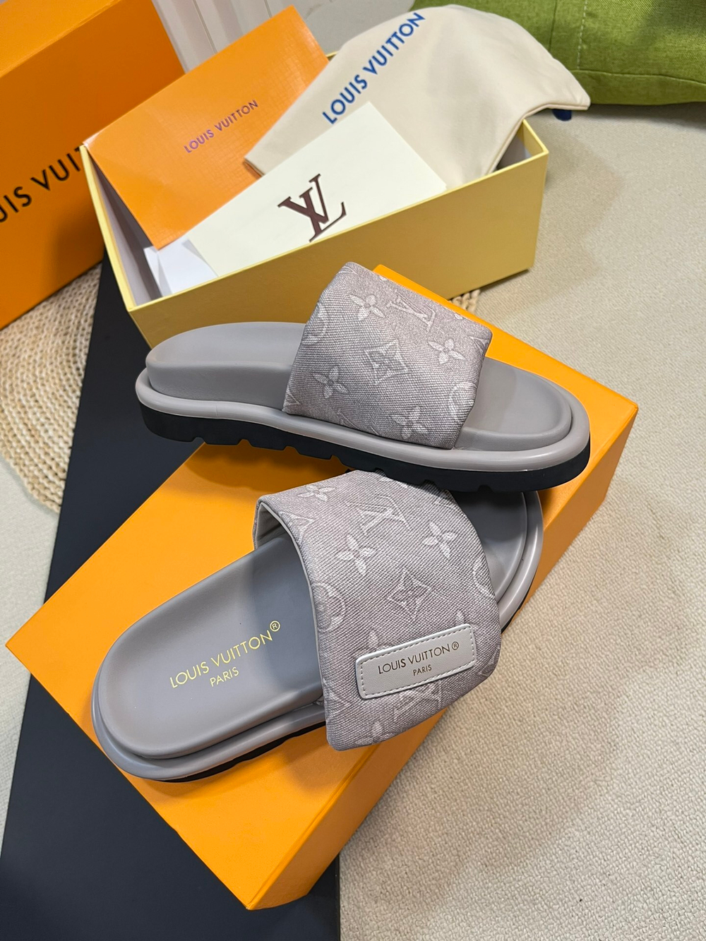 Louis Vuitton Pool Pillow Flat Comfort Mule
