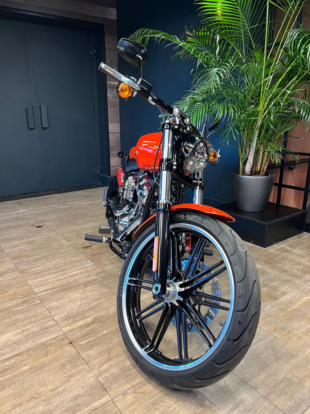 BREAKOUT 114 2020 MY