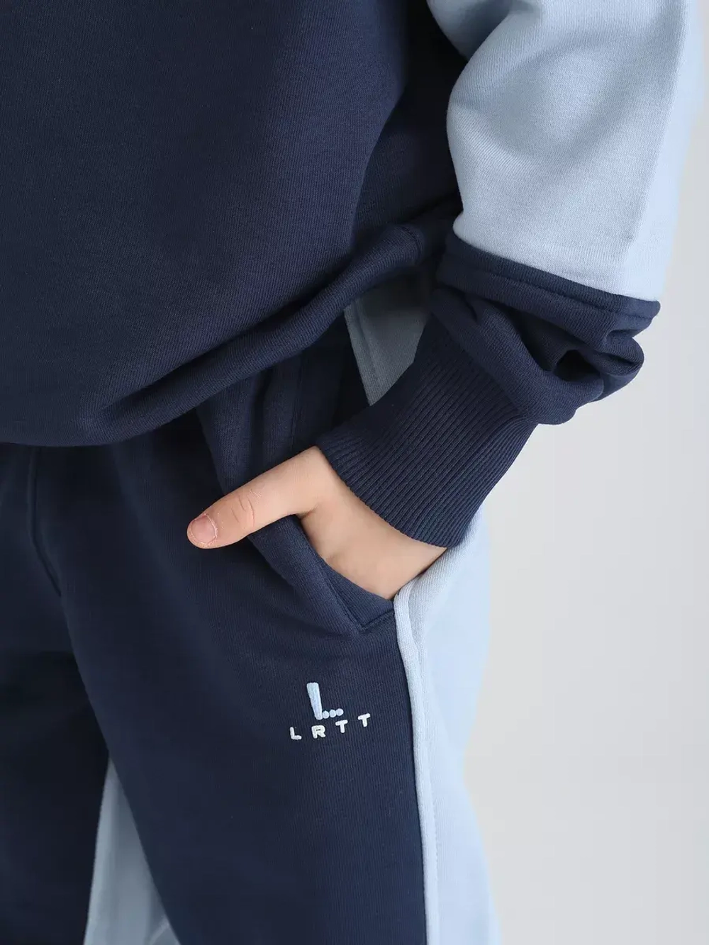 Костюм детский, толстовка и брюки