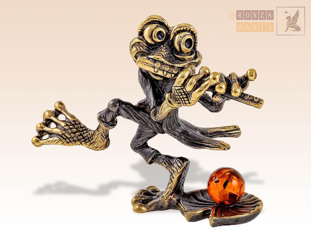 фигурка Лягушка с дудочкой