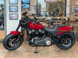 Fat Bob 114 (Fxfbs) Softail Harley-Davidson Billiard Red