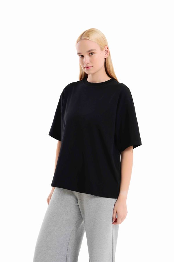 Футболка Оверсайз черная - фото 6