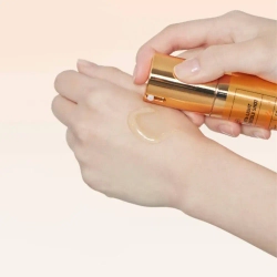 VT Cosmetics Vita-Light Reedle Shot 100,Бустер-сыворотка с микроиглами и витамином Shot 100, 50ml