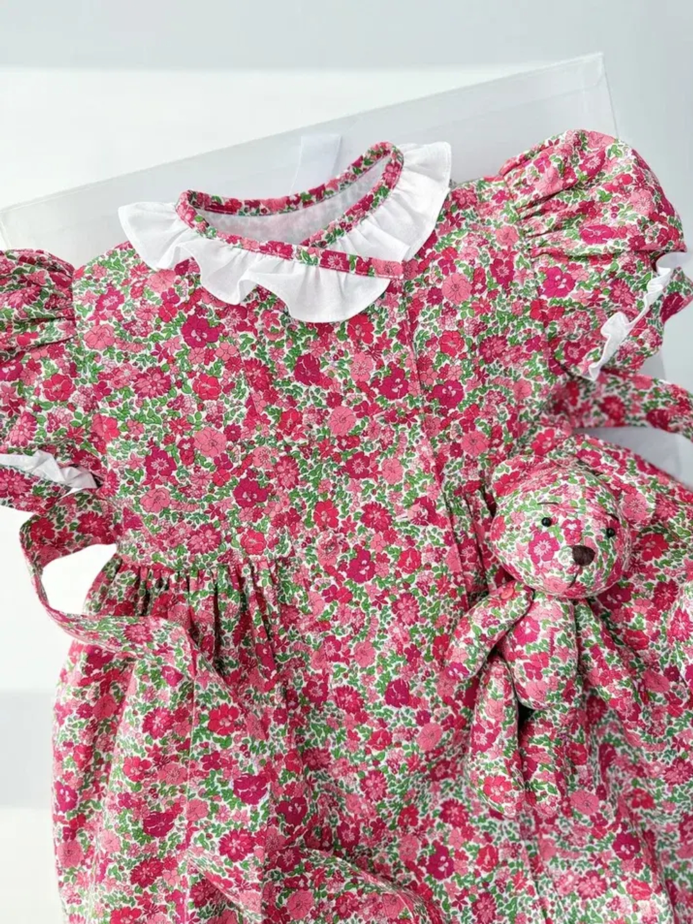 Аврора Красный запах