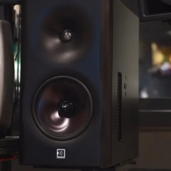 Dutch & Dutch 8c Studio Speaker Black