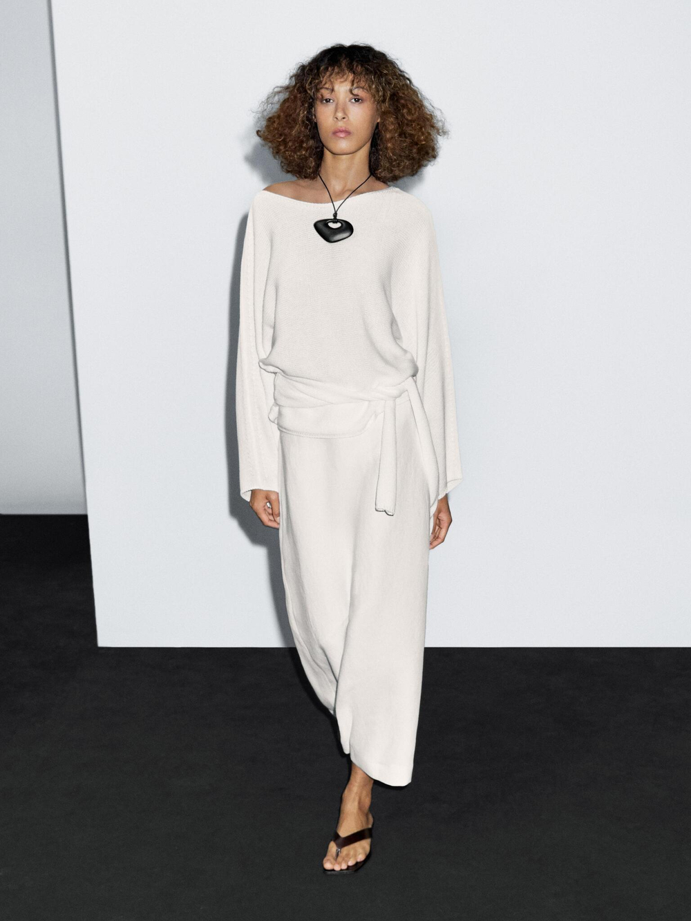 Massimo Dutti Свитер с бантом, белый