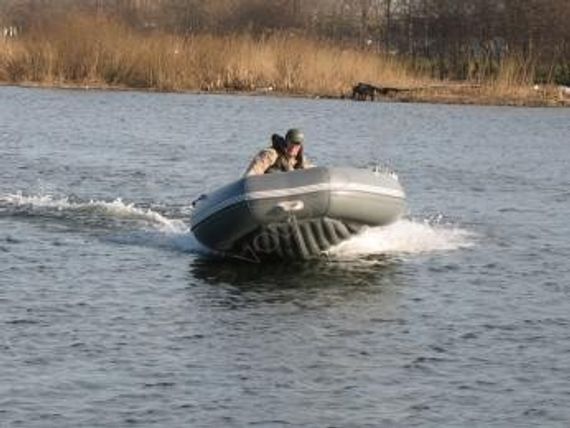 Надувная лодка Флагман 450