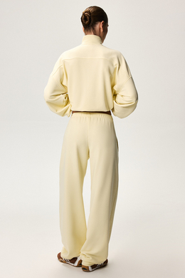 Олимпийка с рельефными швами Ваниль