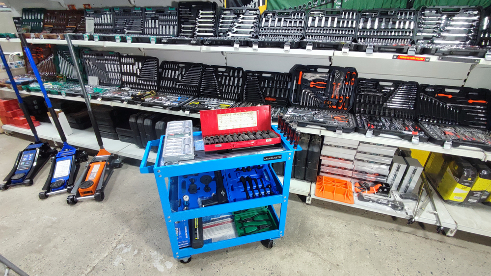 Тележка инструментальная 3 полки