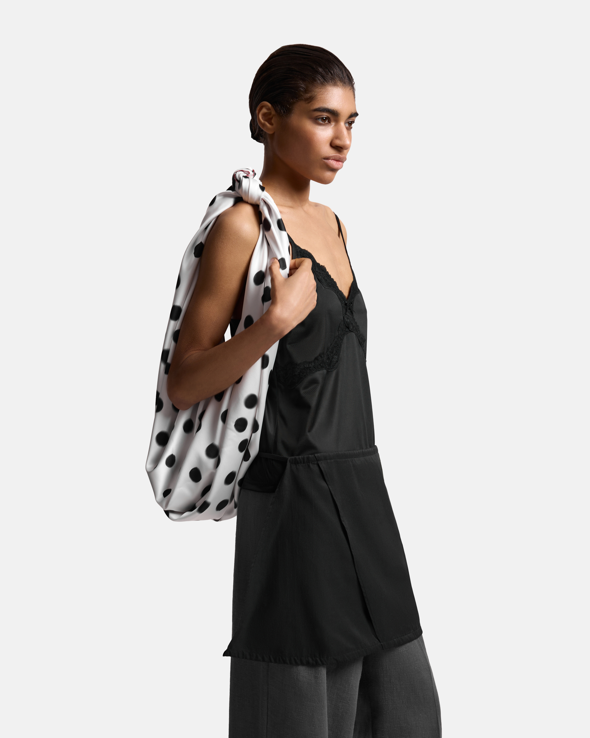 МАЙКА НЕГЛИЖЕ