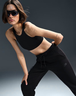 Nike Sportswear Tech Fleece Женские джоггеры с нормальной посадкой - NIKE