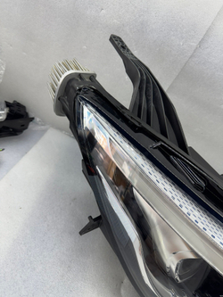 Передняя LED фара MG ZS, оригинальная