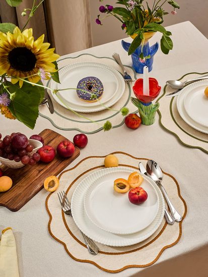 Салфетка под приборы anemone из коллекции trendy ruffles, D40 см, серый