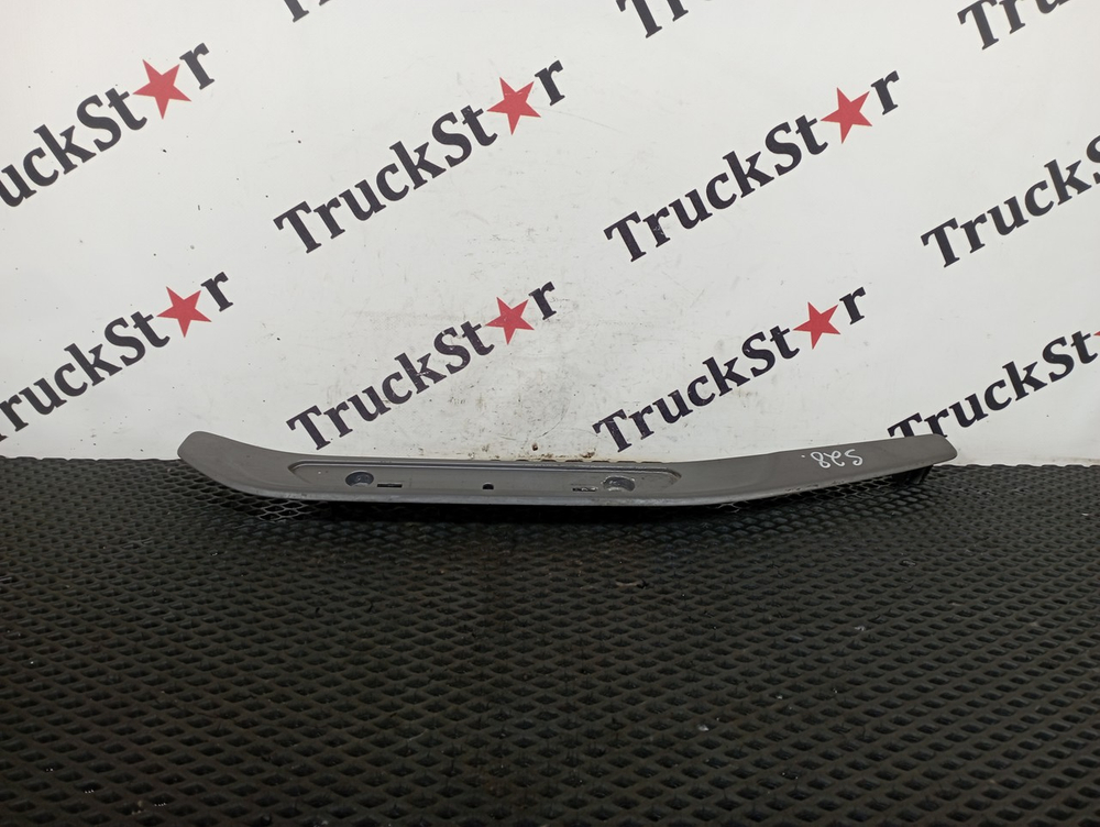 Накладка порога правая