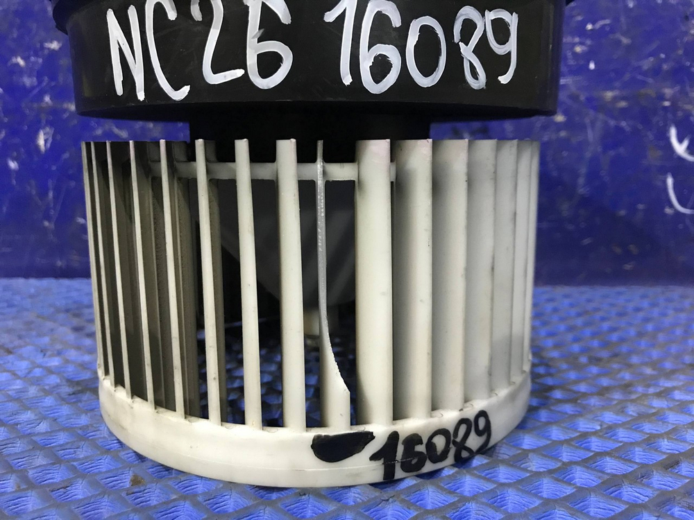 Моторчик печки NISSAN SERENA 2010–2016