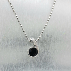 "Муссон" подвеска в серебряном покрытии из коллекции "Ералаш" отJenavi с замком карабин