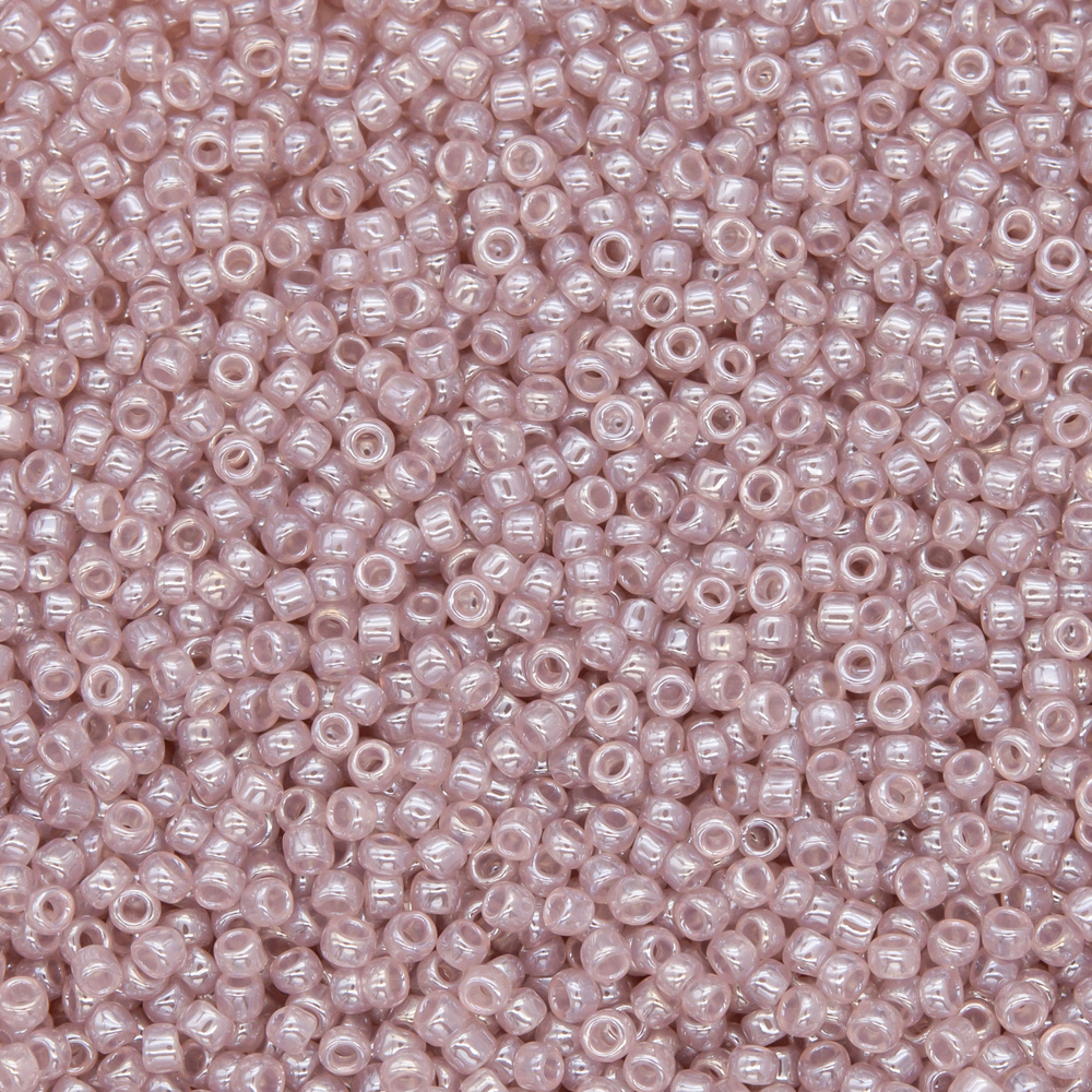 Японский бисер TOHO Round 15/0 (№151), жемчужный глянцевый