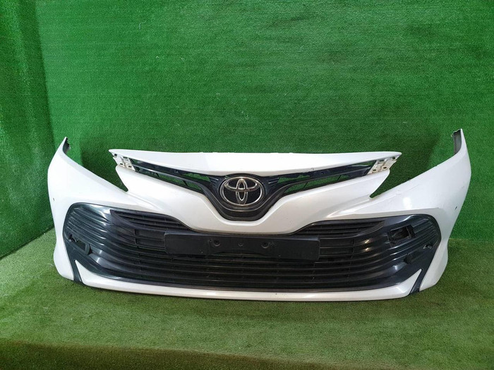 Бампер передний Toyota Camry 8 XV70 17-21 В сборе