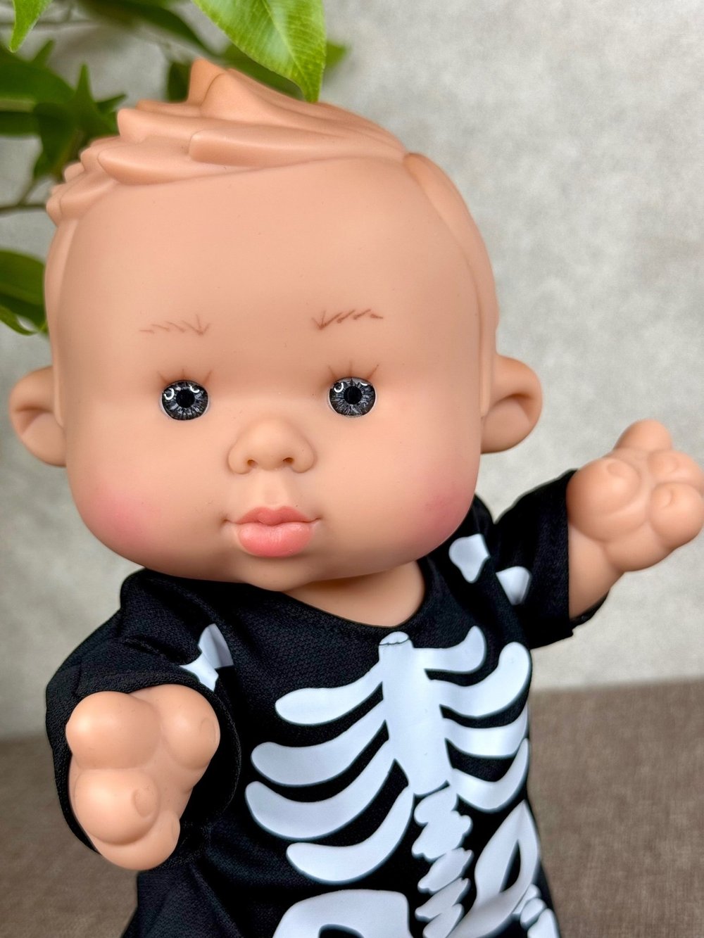 Пупс Marina and Pau 26 cм Nenote Halloween (2924A2)