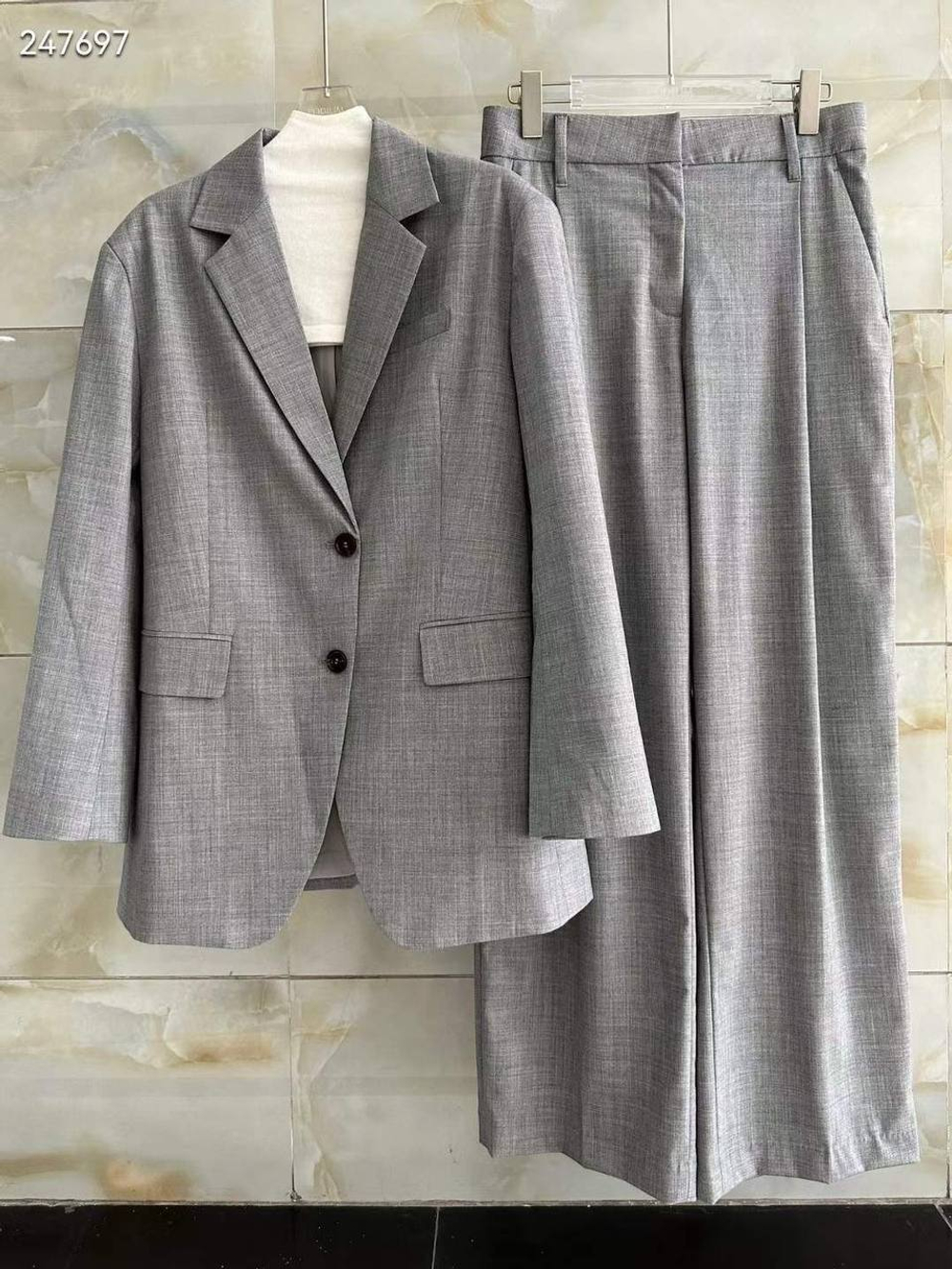 Костюм Brunello Cucinelli