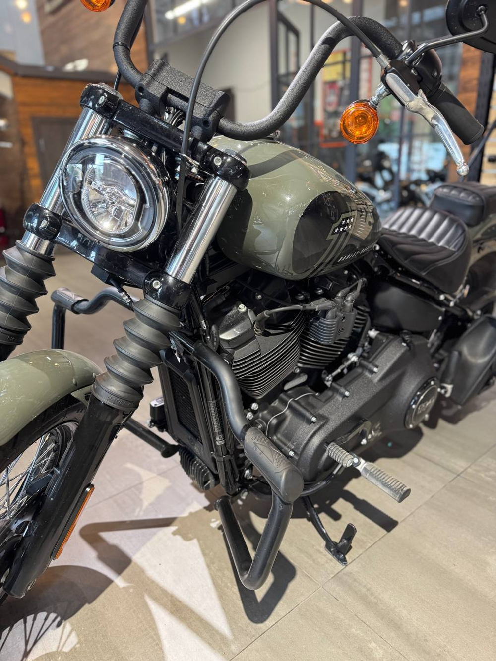 Harley-Davidson Street Bob, 2021