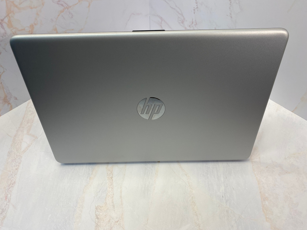 Ноутбук HP 15-dw1173ur. Конфигурация: Intel Core i3 10110U/8GB/256GB SSD/Intel UHD Graphics/15,6 (1920*1080) IPS/Win 11