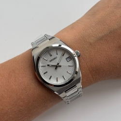Seiko SUR573