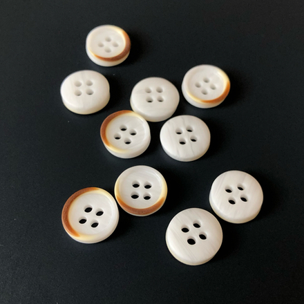 пластиковые пуговицы