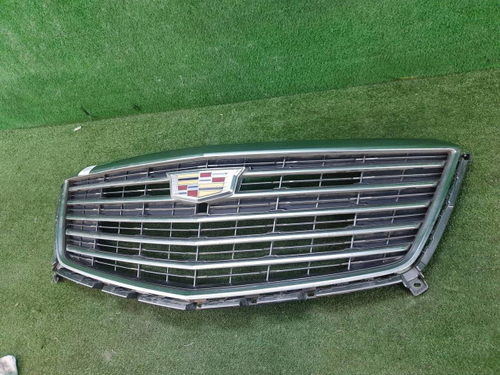 Решетка радиатора Cadillac XT5 (2016-2019)